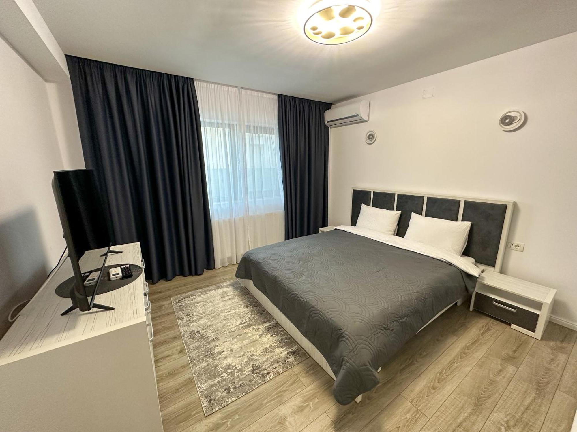 Zim Family Airport Apartment Otopeni Ngoại thất bức ảnh